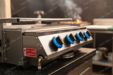 Bếp nướng gas inox 003 Lâm Gia 4 họng ngắn
